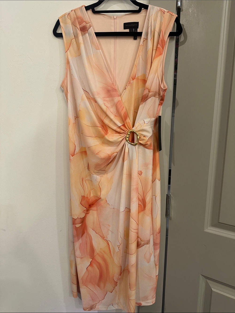 NWT Peach and Cream Floral Sleeveless Dress